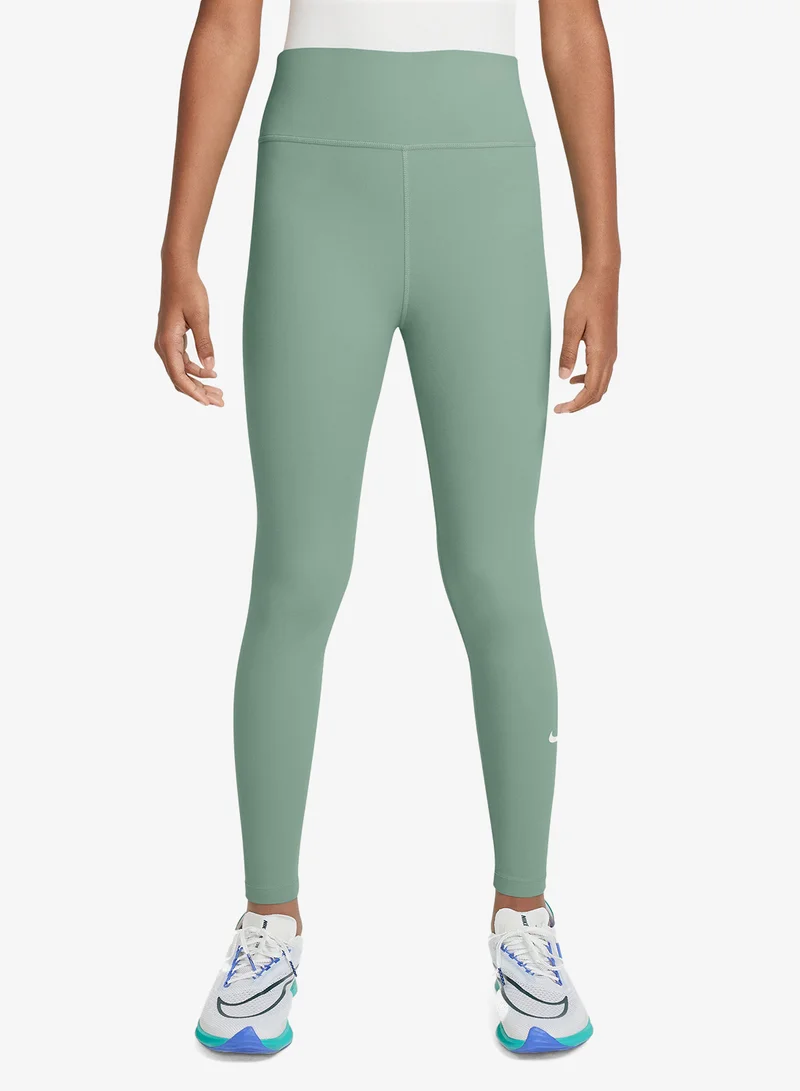 نايكي بنطلون ضيق رياضي للشباب بتقنية دراي-فيت